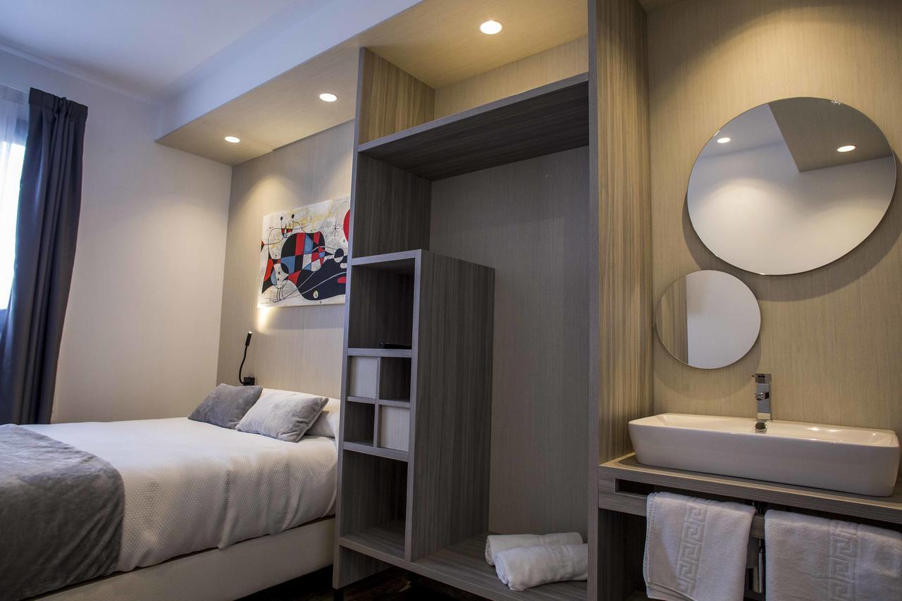 Hostal Sevilla Santa Justa - Adults Only Extérieur photo