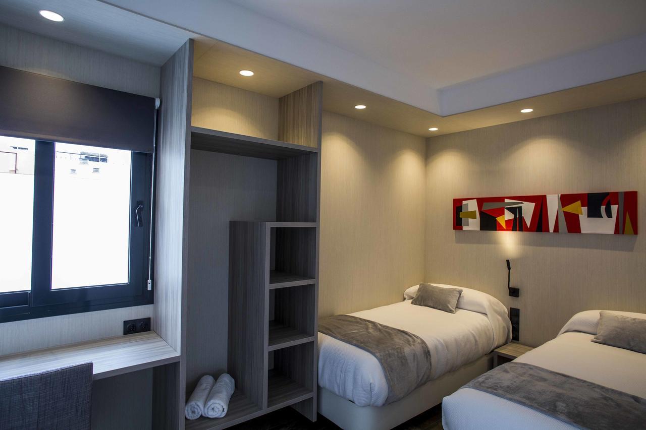 Hostal Sevilla Santa Justa - Adults Only Extérieur photo