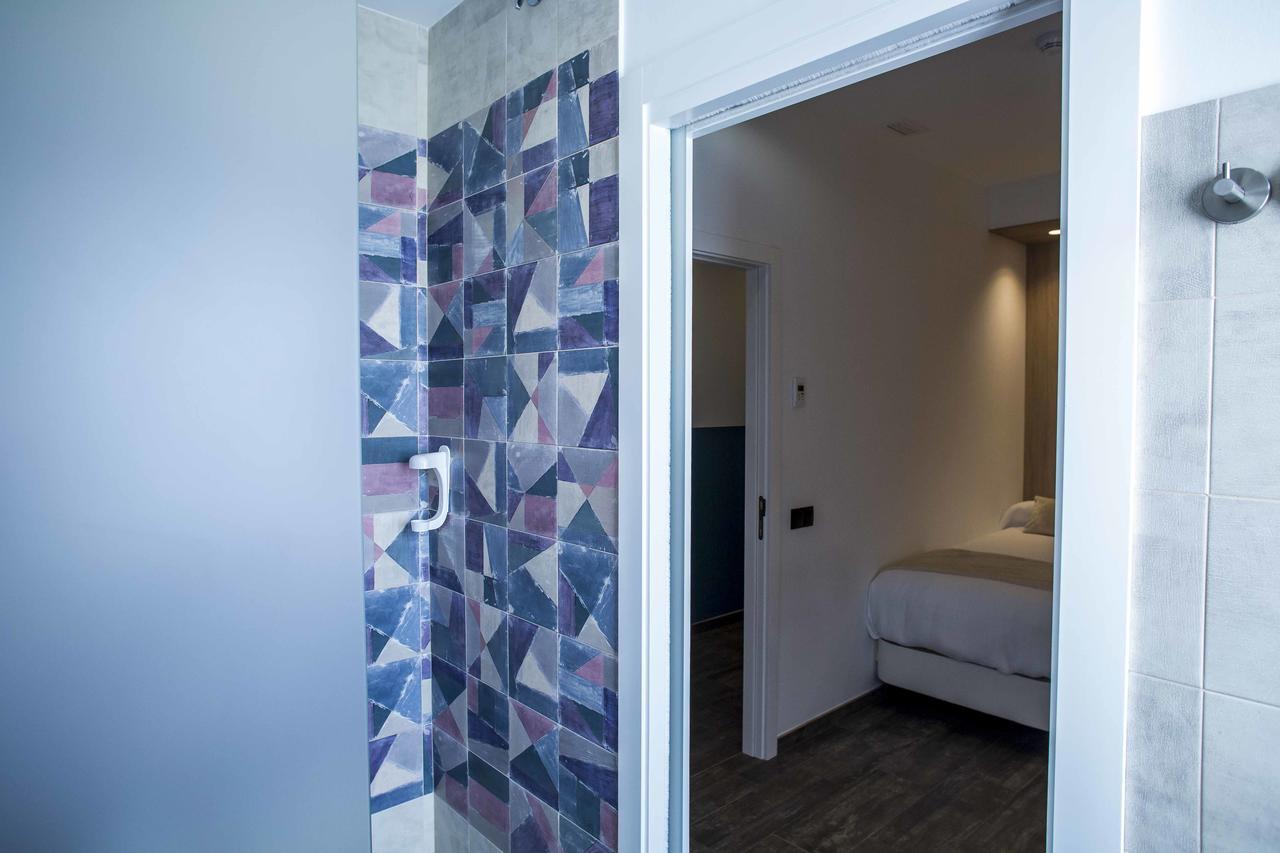 Hostal Sevilla Santa Justa - Adults Only Extérieur photo
