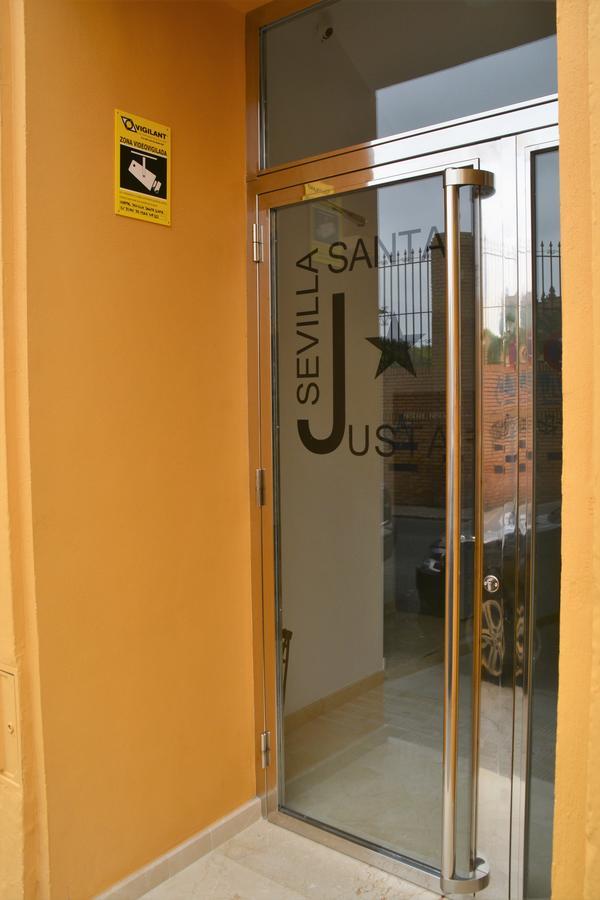 Hostal Sevilla Santa Justa - Adults Only Extérieur photo
