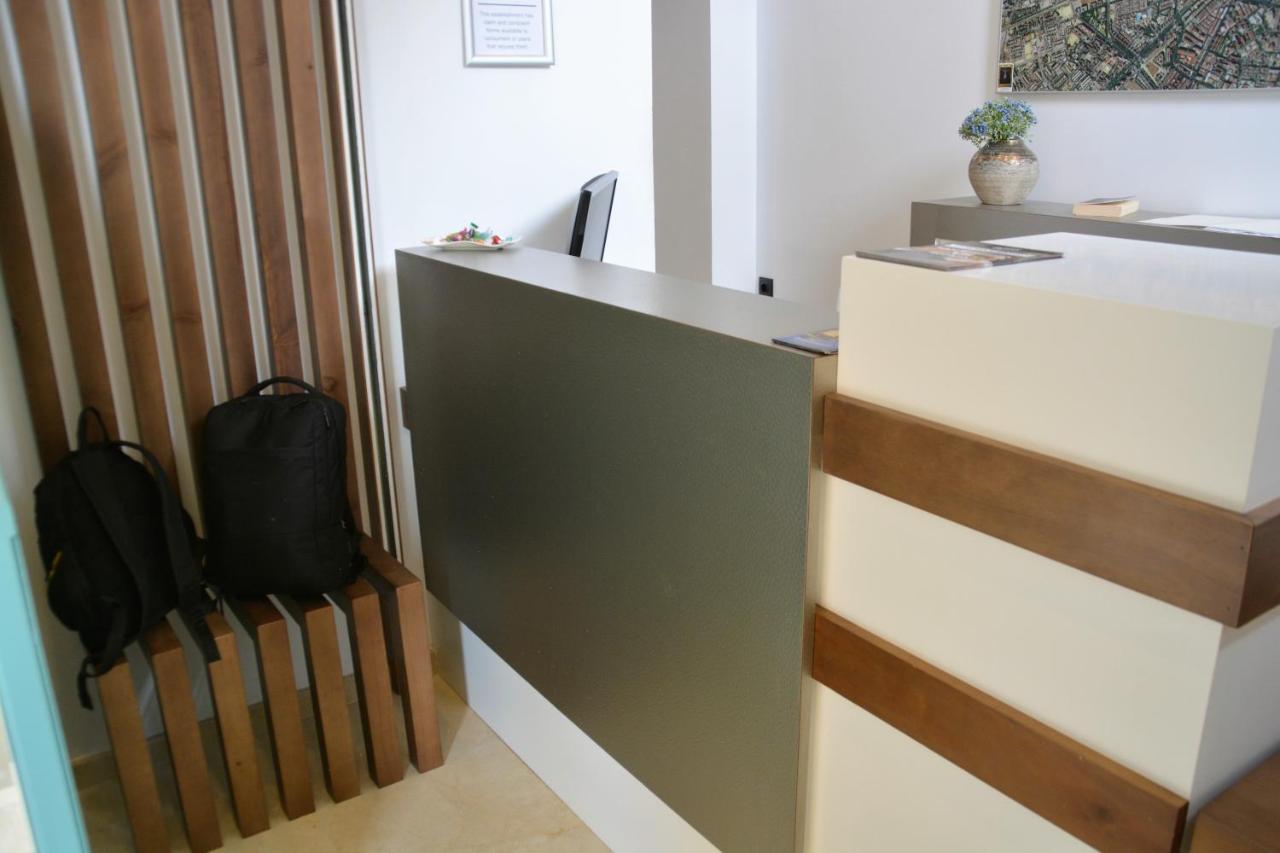 Hostal Sevilla Santa Justa - Adults Only Extérieur photo